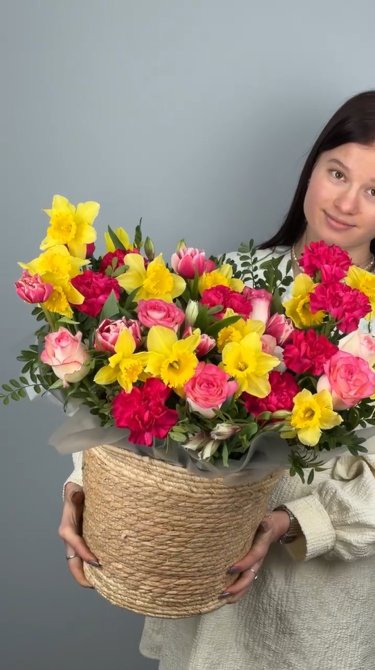 Цветы в корзине Сказочные фантазии