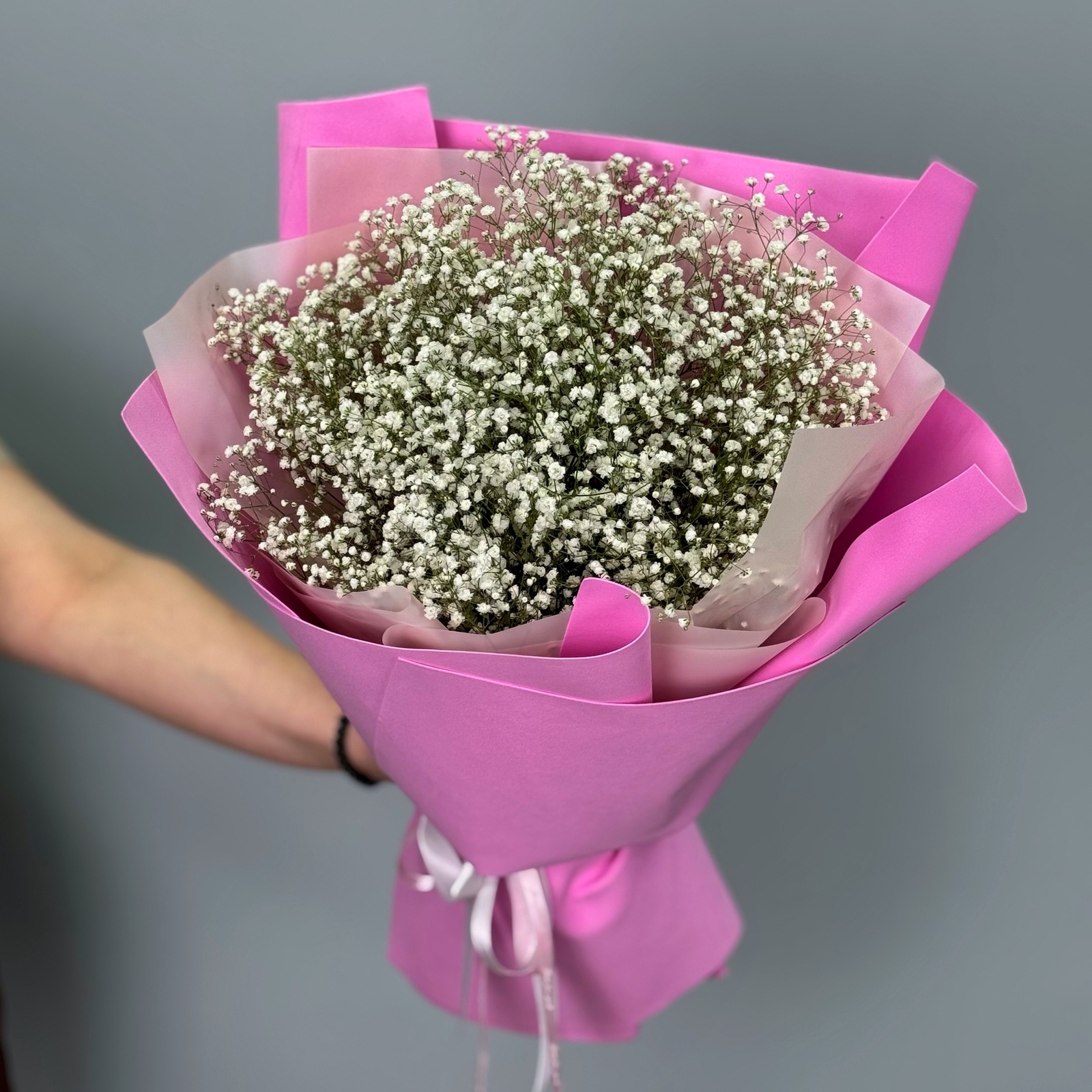 Букет из 15 белых гипсофил