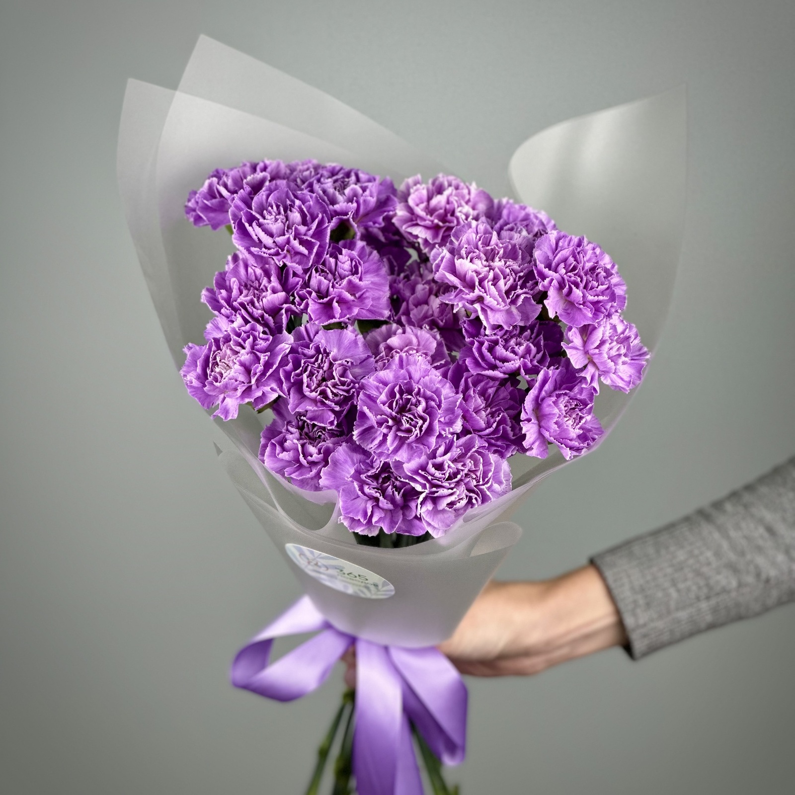 Букет из 25 сиреневых гвоздик