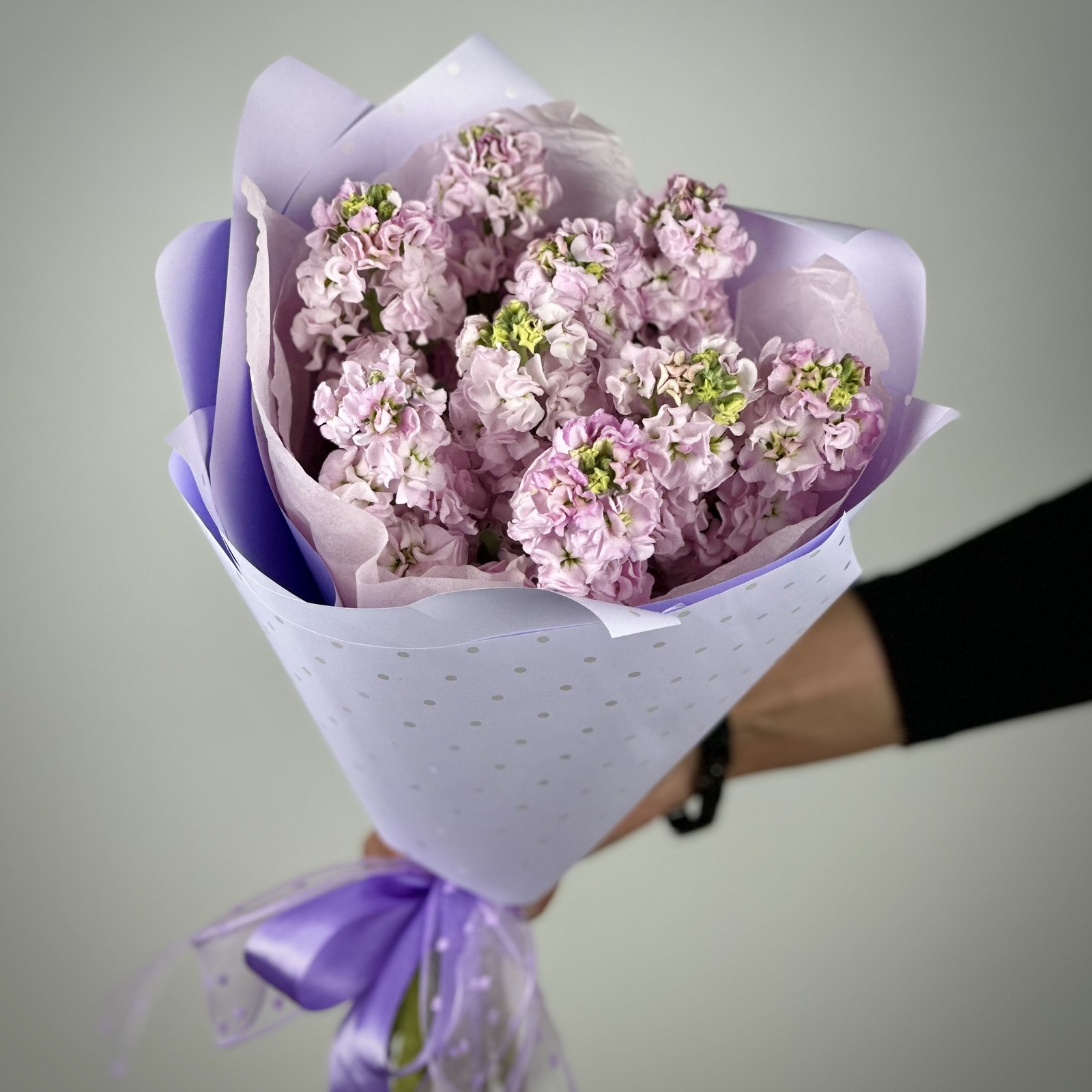 Букет из 9 розовых маттиол