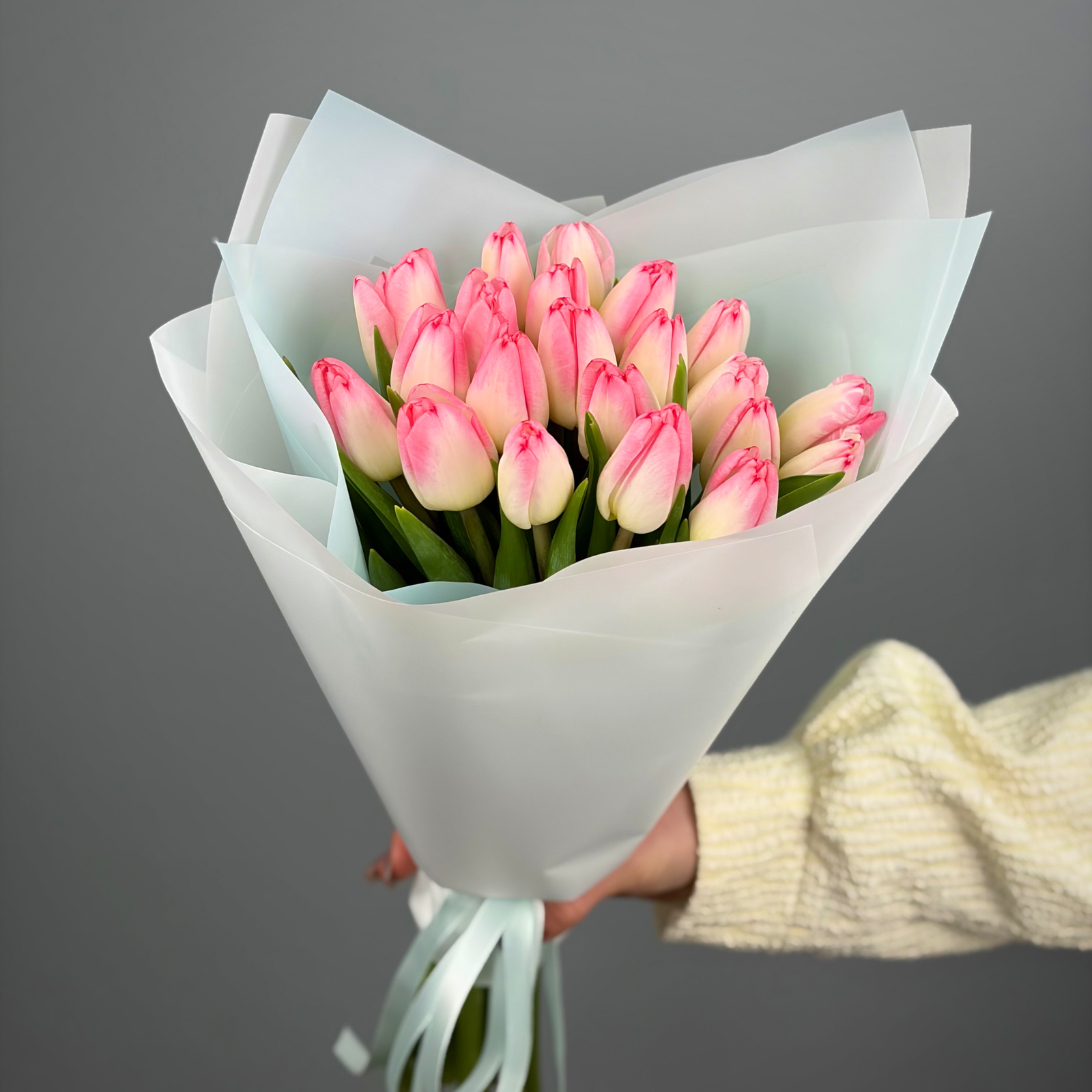 Букет из 21 розовых тюльпанов