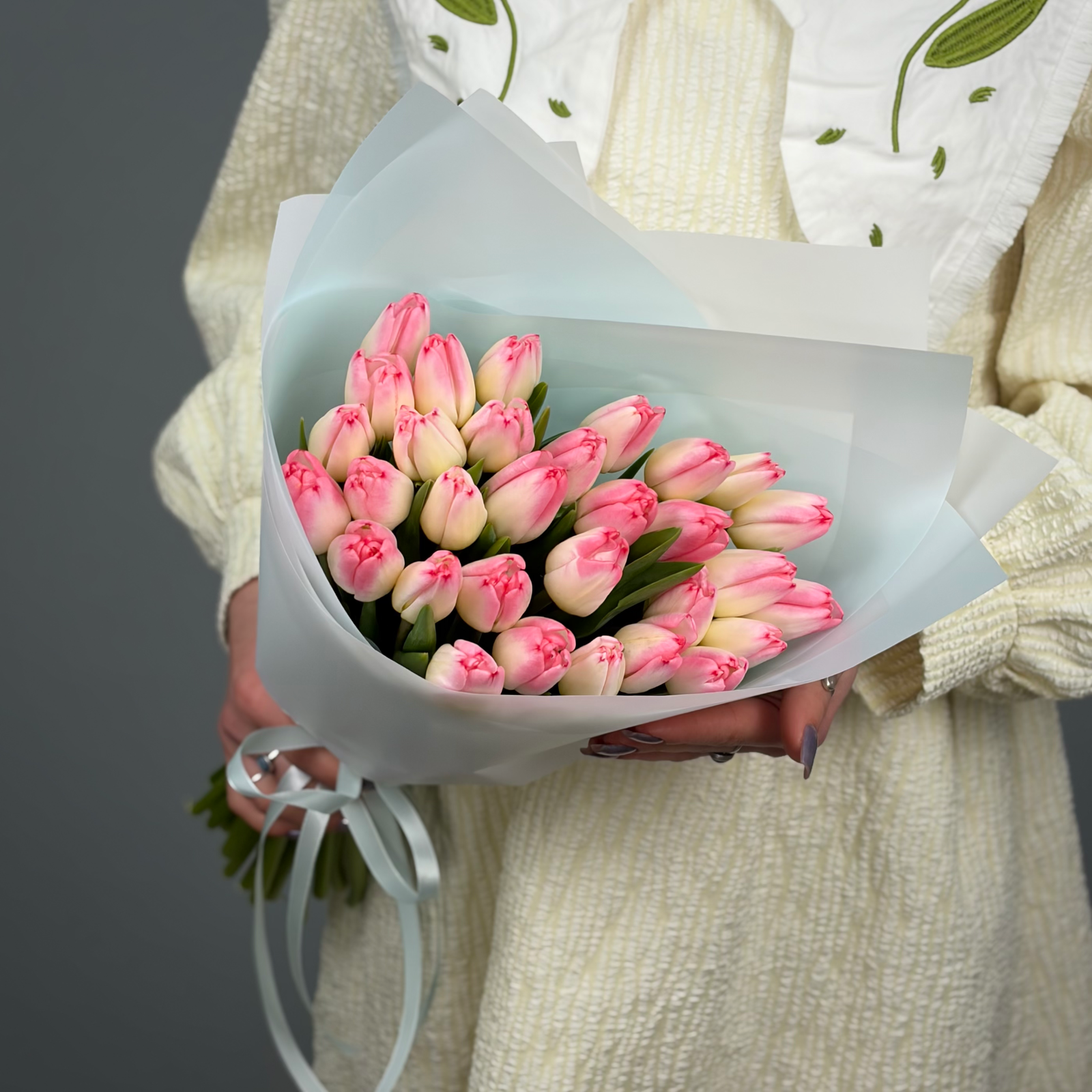 Букет из 31 розовых тюльпанов
