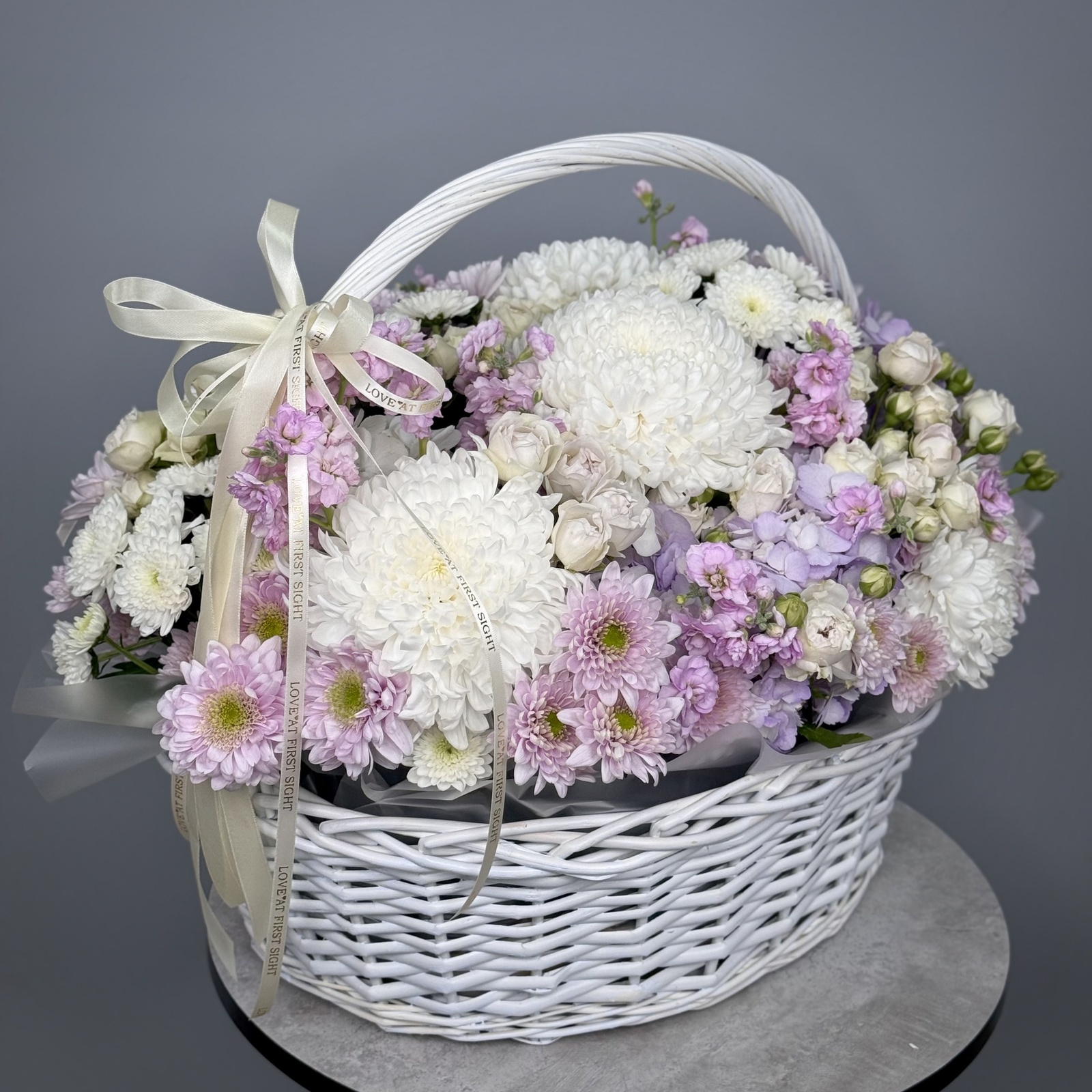 Цветы в корзине Марсианка