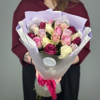 Букет из 101 розы Кения нежный микс