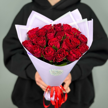 Букет из 21 красной розы Кения