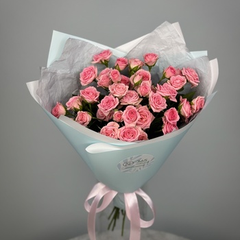 Букет из 9 кустовых розовых роз